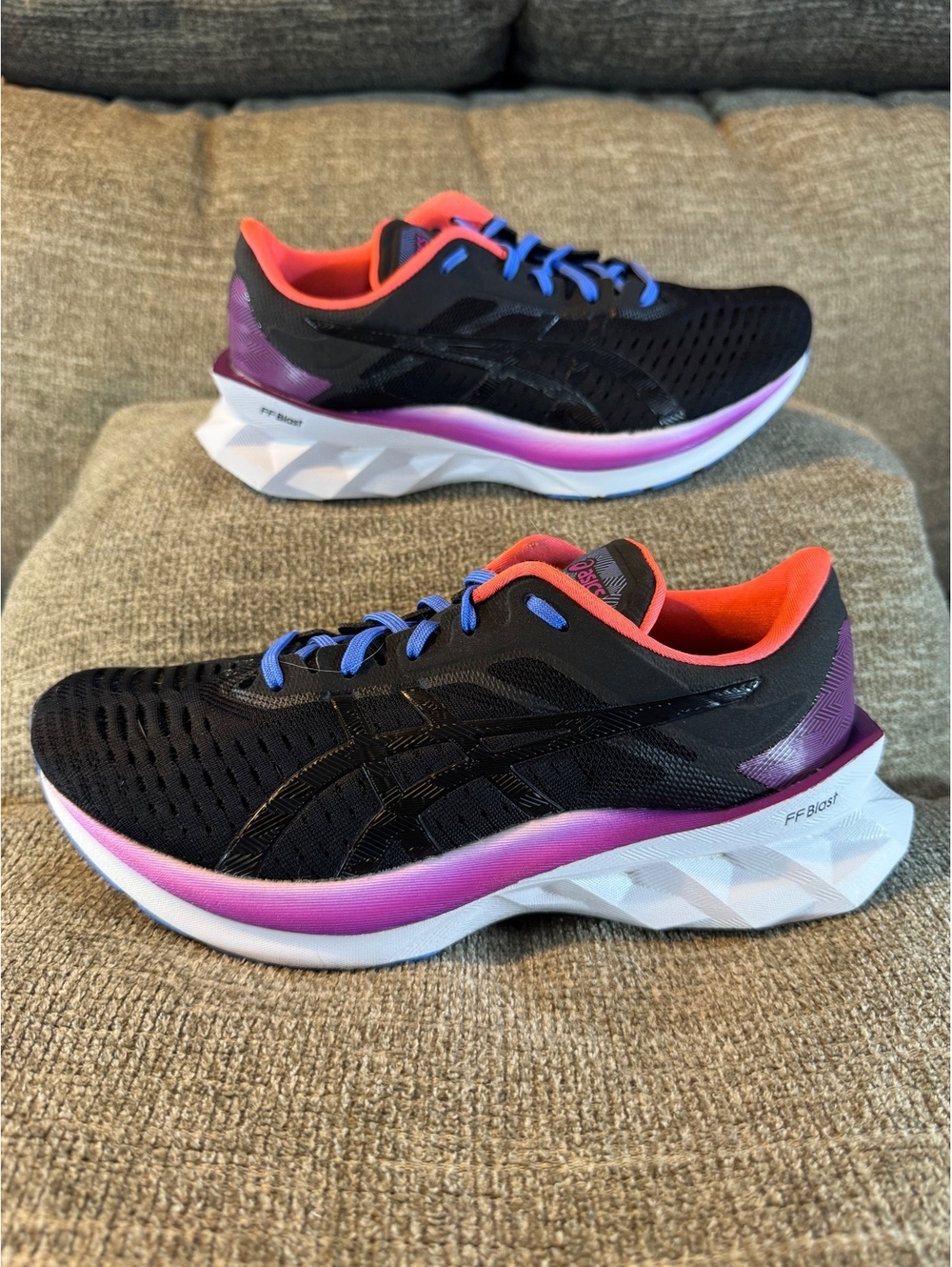 ASICS Novablast 1 Running Shoes Black Purple Orange Women's 7.5 - Picture 10 of 12